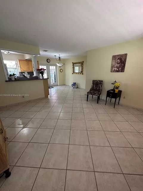 10890 SW 69th Dr, Miami, FL 33173 photo 7