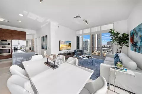 601 NE 27th St #1902, Miami, FL 33137
