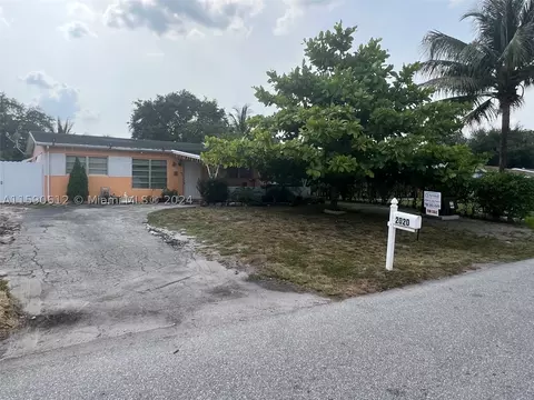 2020 N 62nd Ave, Hollywood, FL 33024