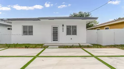 5816 23rd, Miami, FL 33142