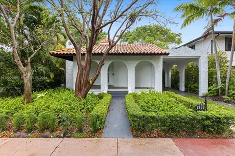 1209 San Miguel Ave, Coral Gables, FL 33134