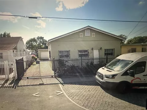 1368 NW 28th St, Miami, FL 33142