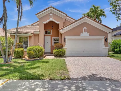 2930 SW 189th Ter, Miramar, FL 33029