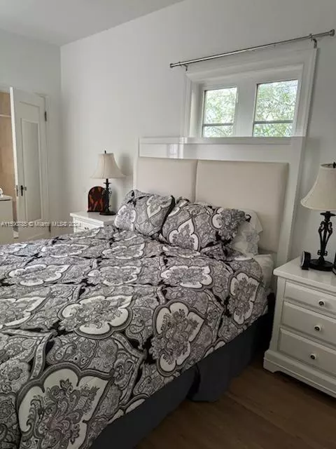 Bedroom - 633 Alcazar Ave, Coral Gables, FL 33134 photo 1 of 2