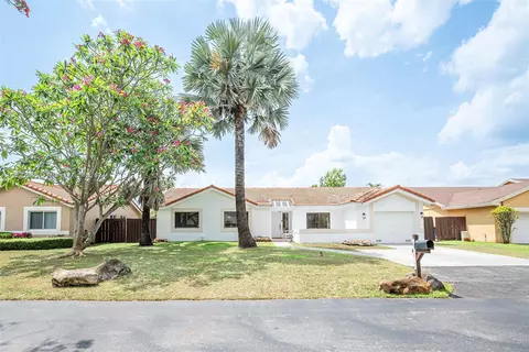 15327 SW 54th Ln, Miami, FL 33185