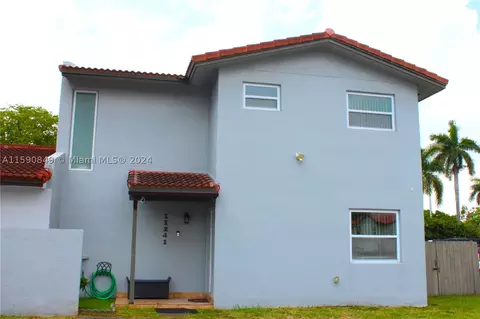 11241 SW 24th Ter, Miami, FL 33165