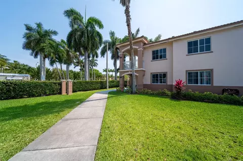 2701 SE 12th Pl #201, Homestead, FL 33035
