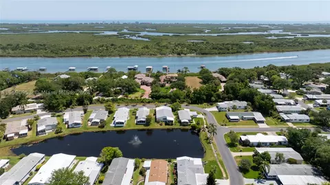 502 Portside Ln, Edgewater, FL 32141 photo 42
