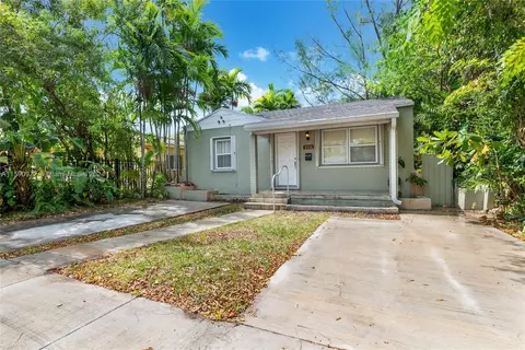 3516 SW 26th St, Miami, FL 33133