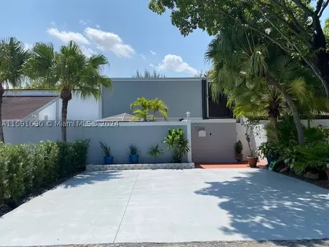 Undisclosed, Miami, FL 33175