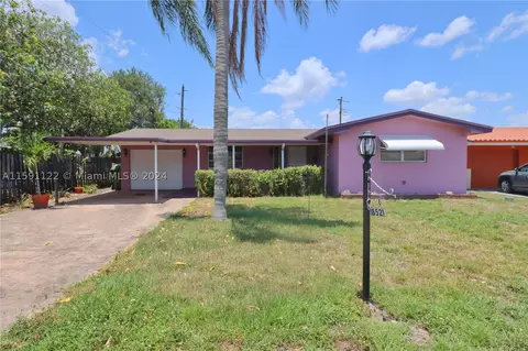 8521 NW 11th St, Pembroke Pines, FL 33024