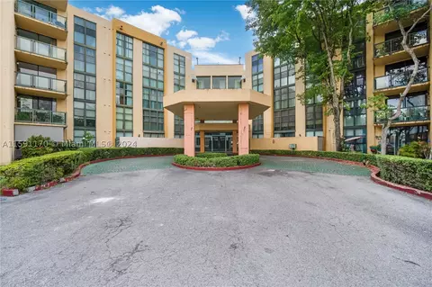 11780 SW 18th St #225-2, Miami, FL 33175