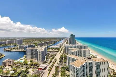 4111 S Ocean Dr #LPH10, Hollywood, FL 33019