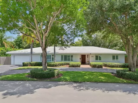 7435 SW 164th St, Palmetto Bay, FL 33157