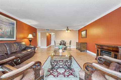4801 NW 22nd Ct #212, Lauderhill, FL 33313