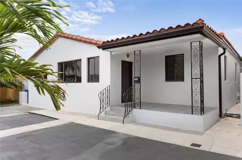 5311 SW 7th St, Miami, FL 33134