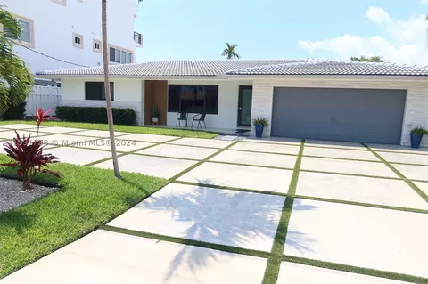 2564 SE 10th Ct, Pompano Beach, FL 33062