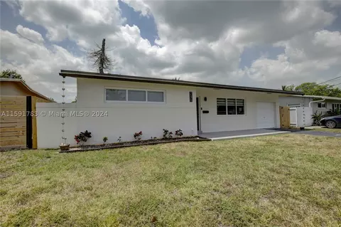7570 NW 21st St, Sunrise, FL 33313