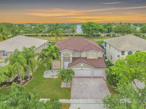 16531 SW 18th St, Miramar, FL 33027