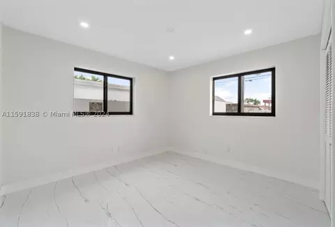 161 E 44th St, Hialeah, FL 33013 photo 9