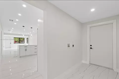 161 E 44th St, Hialeah, FL 33013 photo 20