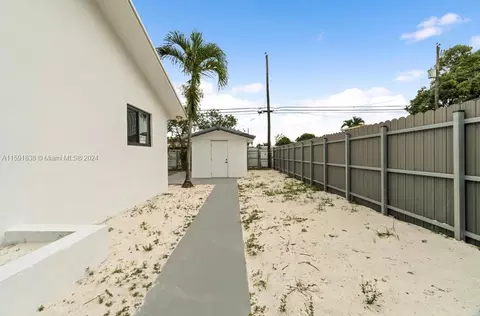 161 E 44th St, Hialeah, FL 33013 photo 26