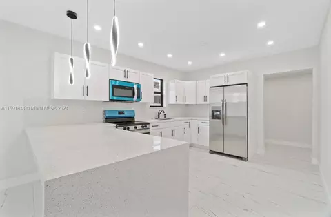 161 E 44th St, Hialeah, FL 33013 photo 23