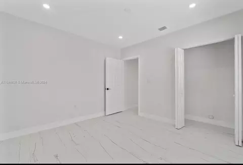 161 E 44th St, Hialeah, FL 33013 photo 6