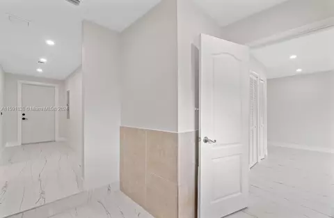161 E 44th St, Hialeah, FL 33013 photo 19