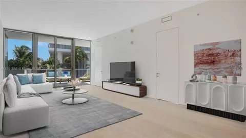 801 S Pointe Dr #204, Miami Beach, FL 33139