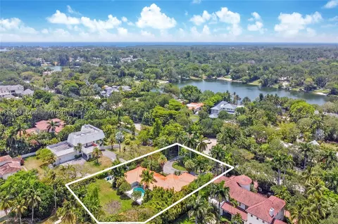 5385 N Kendall Dr, Miami, FL 33156