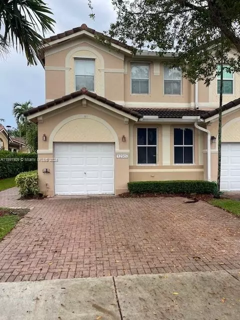 12505 SW 124th Ct, Miami, FL 33186