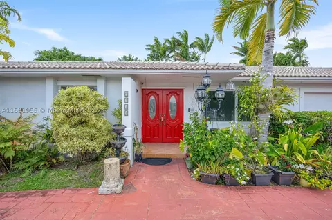9111 SW 12th St, Miami, FL 33174