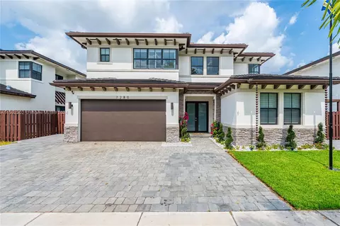 7280 SW 163rd Ave, Miami, FL 33193