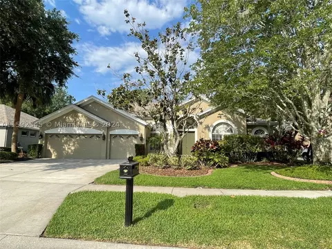 10312 Greenhedges Dr, Tampa, FL 33626