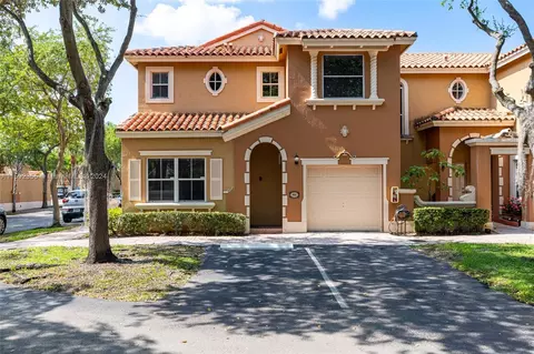 8510 NW 141st Ln #101, Miami Lakes, FL 33016