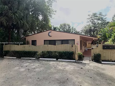 1620 SW 25th St, Fort Lauderdale, FL 33315