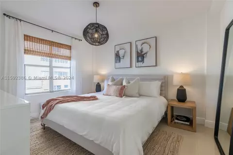 3030 Collins Ave #2G, Miami Beach, FL 33140