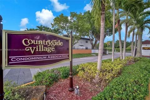 18725 NW 62nd Ave #107, Hialeah, FL 33015