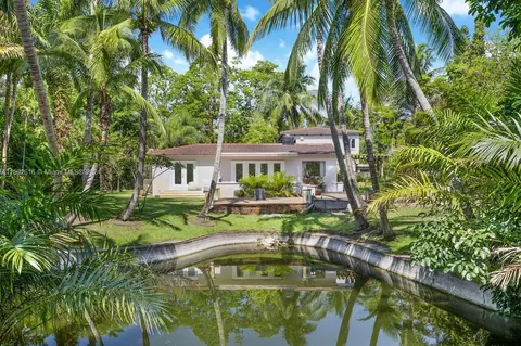 2154 Lazy Ln, Lazy Lake, FL 33305
