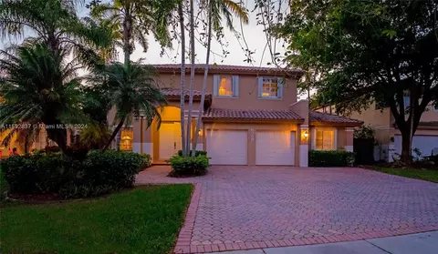 6358 NW 113th Pl, Doral, FL 33178