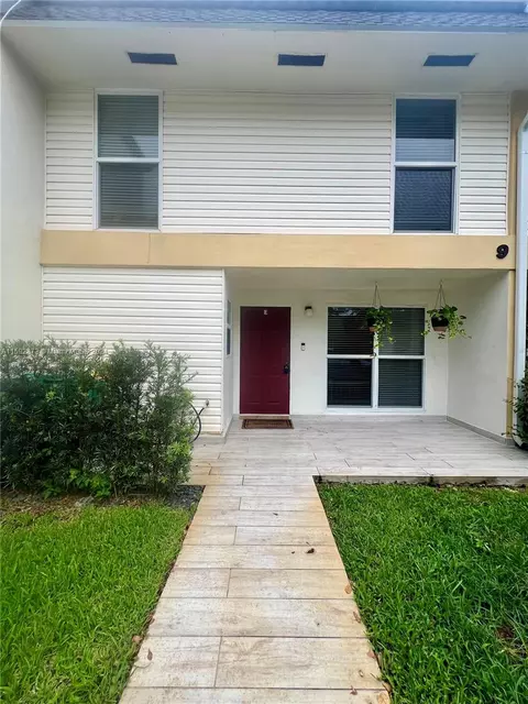 2750 N 34th Ave #9E, Hollywood, FL 33021