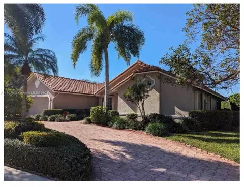 10321 Canoe Brook Cir, Boca Raton, FL 33498