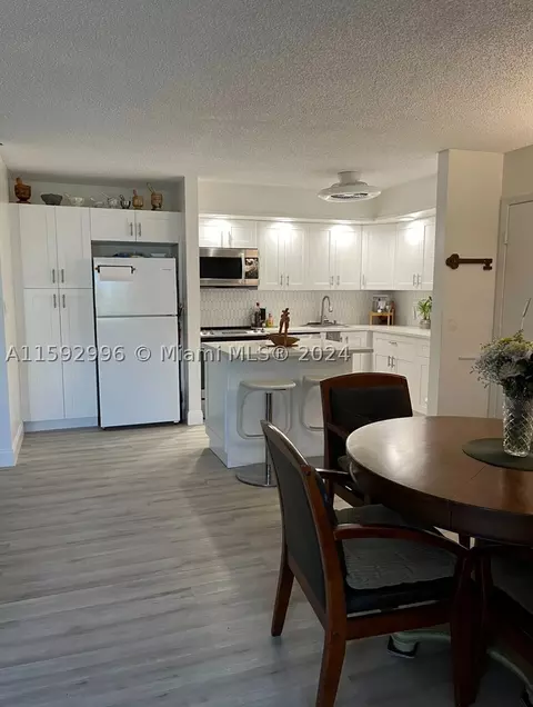 9588 N Belfort Cir #9588, Tamarac, FL 33321
