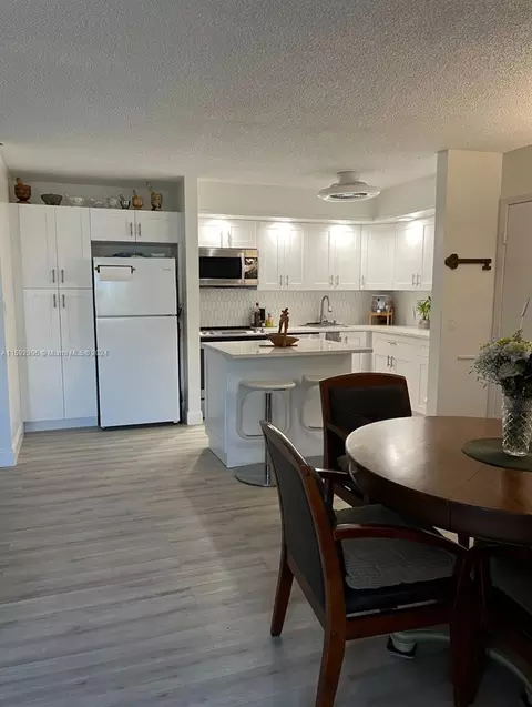 9588 N Belfort Cir #9588, Tamarac, FL 33321