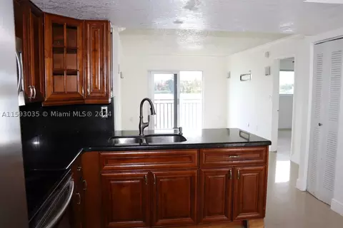 9915 W Okeechobee Rd #2-201, Hialeah Gardens, FL 33016