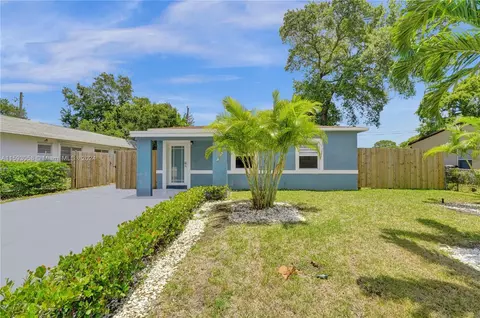 878 NW 17th Ave, Fort Lauderdale, FL 33311