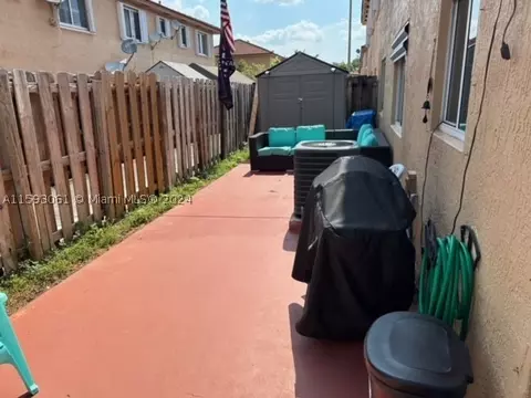 17314 NW 74th Ave #102, Hialeah, FL 33015