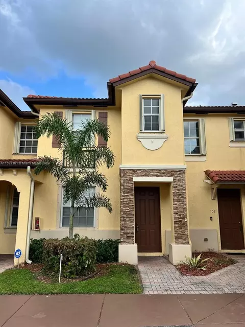3370 NE 13th Cir Dr #107-20, Homestead, FL 33033