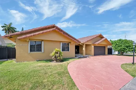 11474 SW 29th St, Miami, FL 33165